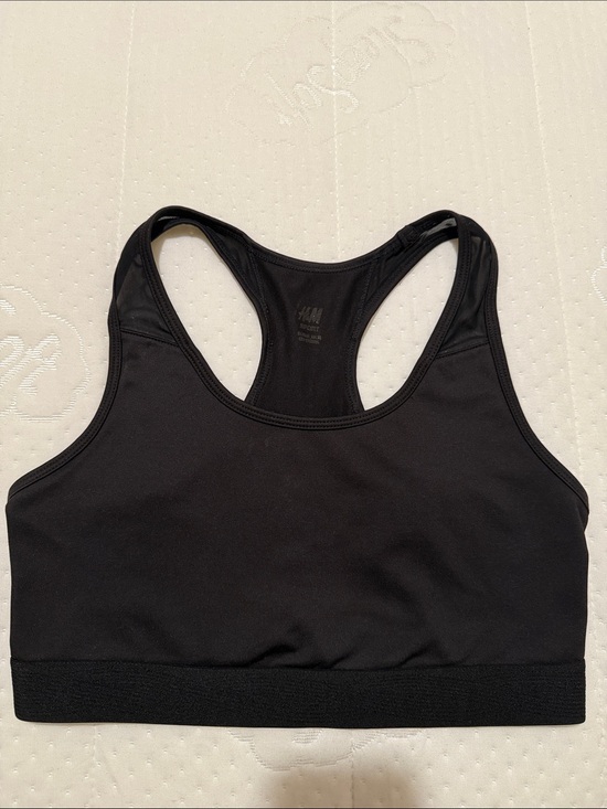 H&M Other - H&M Black Racerback Crop Sports Bra